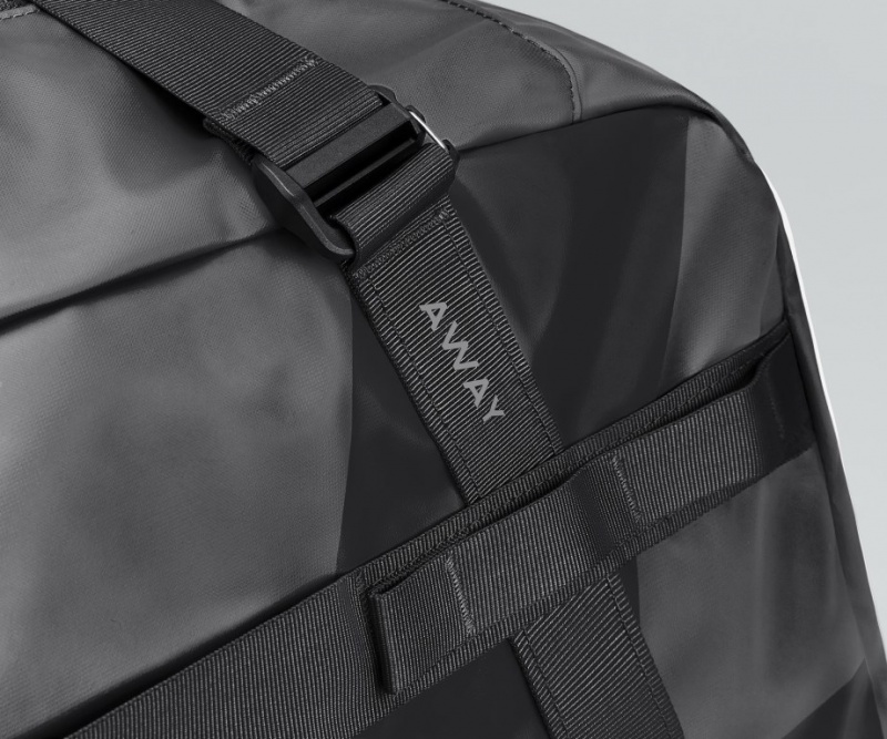 Bolsa Duffle Away Outdoor 55L Negros | zvkDBpQyjF6