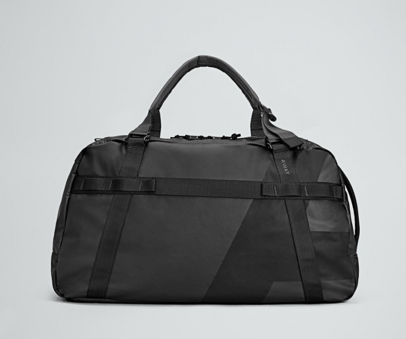 Bolsa Duffle Away Outdoor 55L Negros | zvkDBpQyjF6
