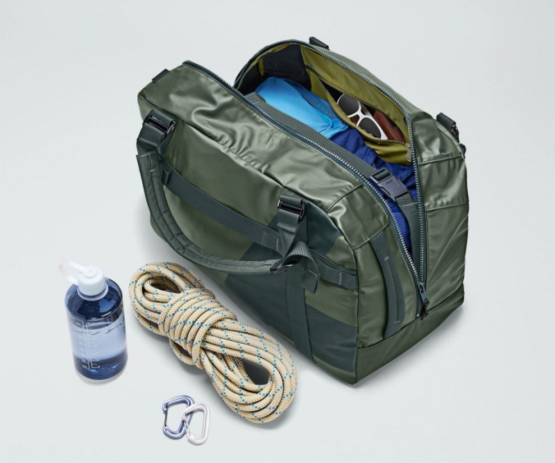 Bolsa Duffle Away Outdoor 55L Verdes | opC36p6KzBY