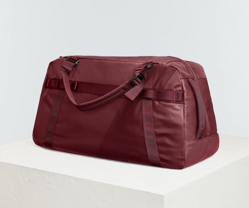 Bolsa Duffle Away Outdoor 55L Vino Rojos | xCO62bcjf8d