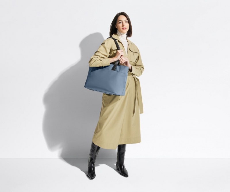 Bolsas de Mano Away Everywhere Azules | BwXvpq2XJDM