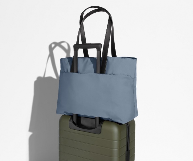 Bolsas de Mano Away Everywhere Azules | BwXvpq2XJDM