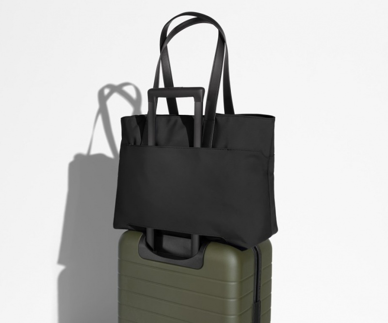 Bolsas de Mano Away Everywhere Negros | F2tyeqcfeNE