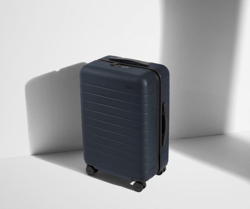 Maleta Away Bigger Carry-On Azul Marino Azules | xhfamDZJZid