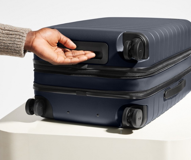 Maleta Away Carry-On Flex Azul Marino Azules | CCsBlkujhBy