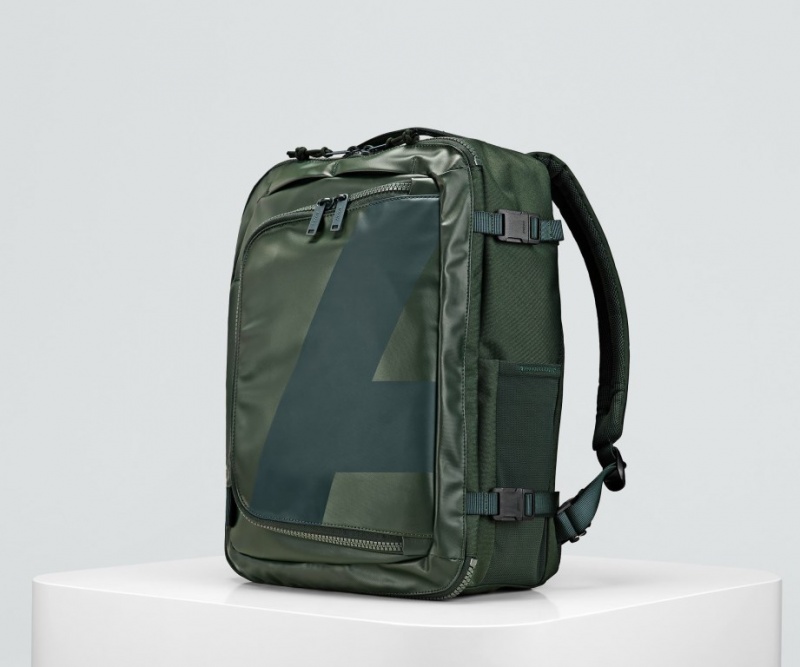 Mochilas Away Outdoor Convertible 25L Verdes | v5UjKDYWiWz