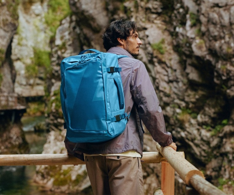 Mochilas Away Outdoor Convertible 45L Negros | SJ6ZIqBWQP0