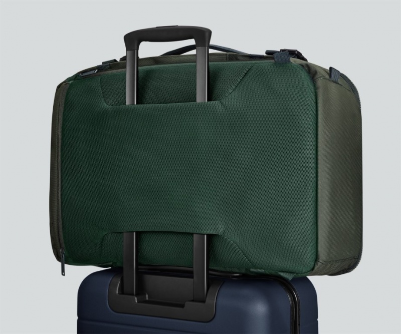 Mochilas Away Outdoor Convertible 45L Verdes | MfqEklWSkOb
